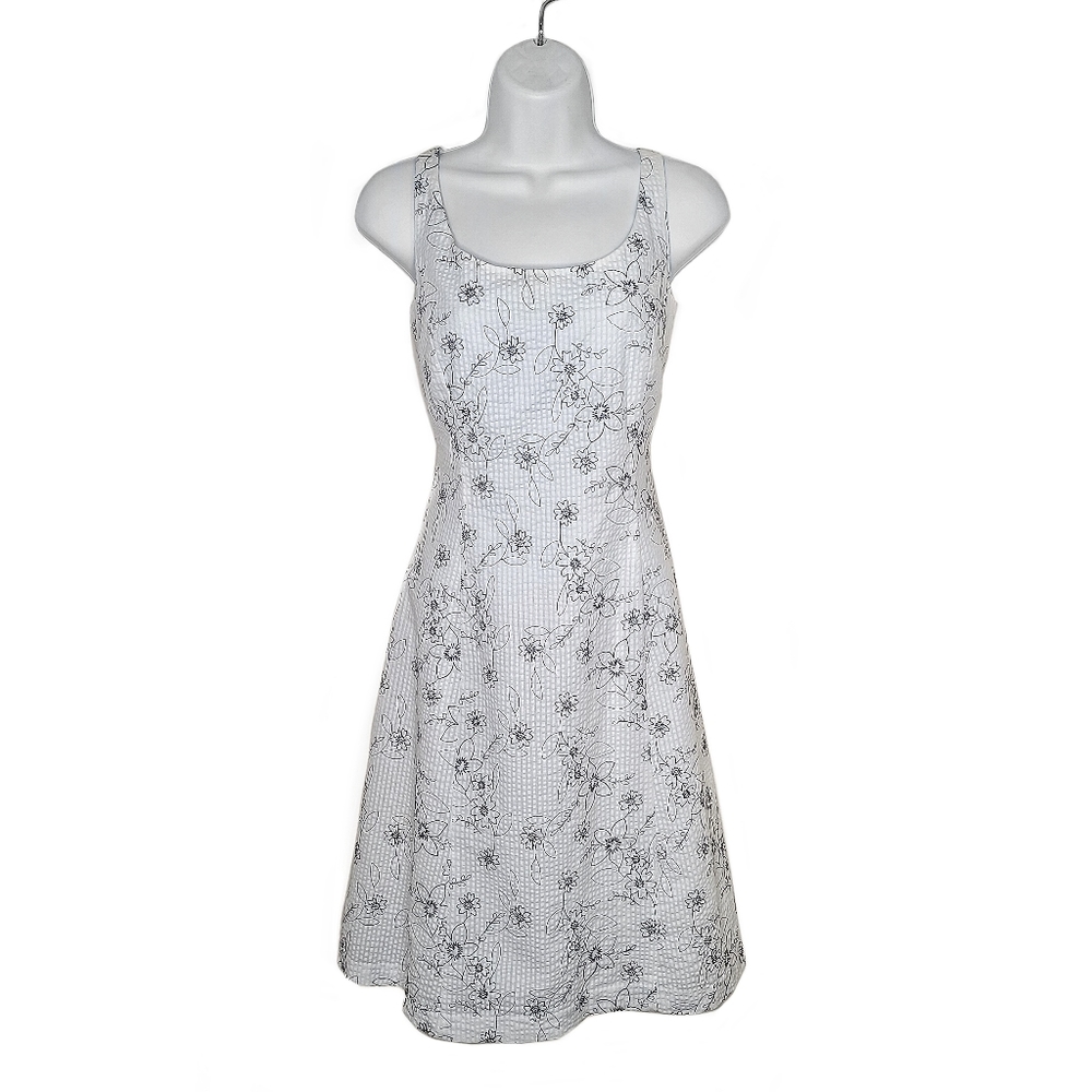 Amanda Smith Textured Floral Fit & Flare Dress - Picture 2 of 9